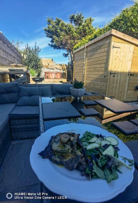 Brynglas Cottage With Hot Tub, Anglesey. Llanfachraeth Exterior foto